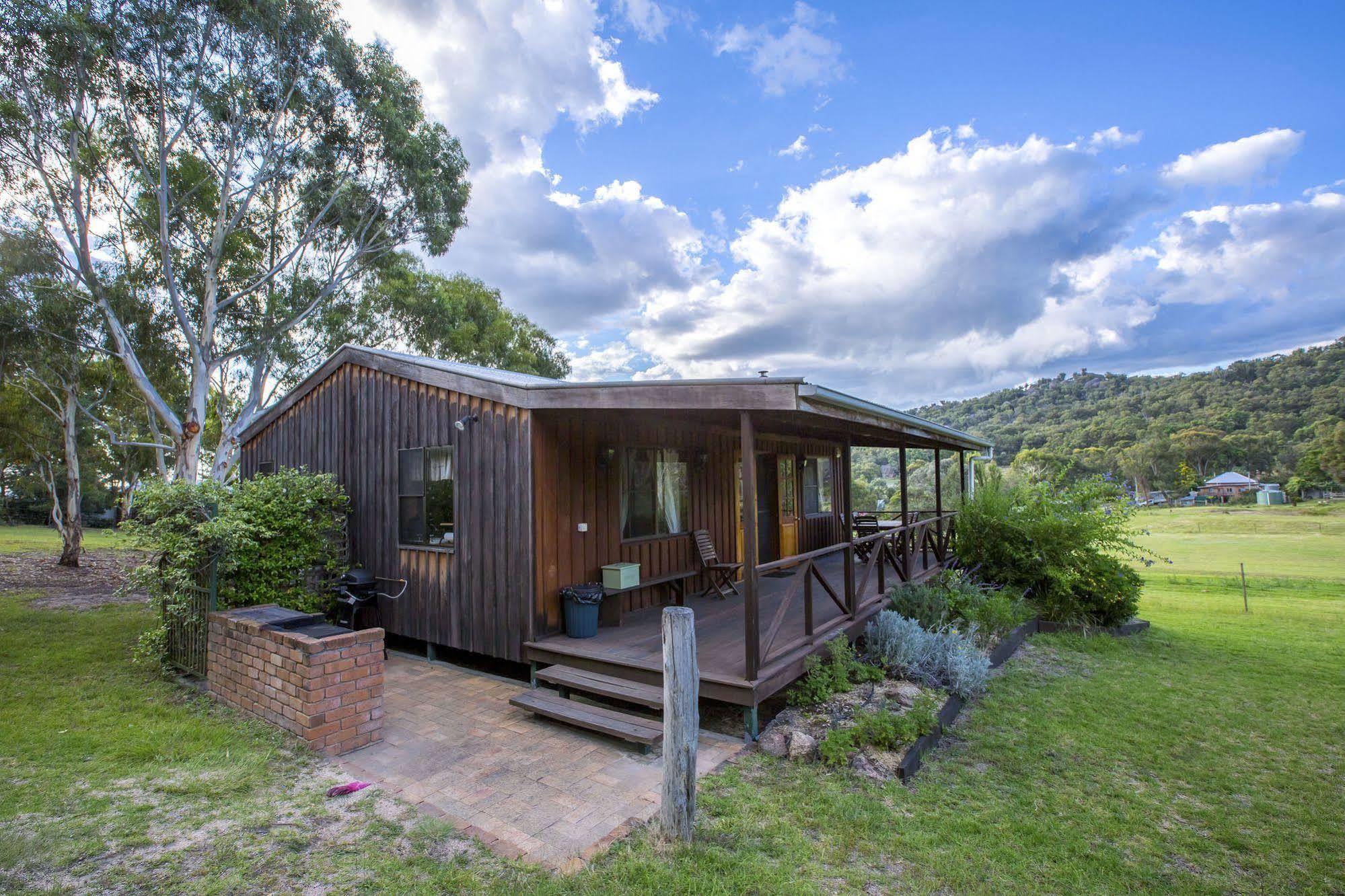 Wisteria Cottage Wyberba Εξωτερικό φωτογραφία